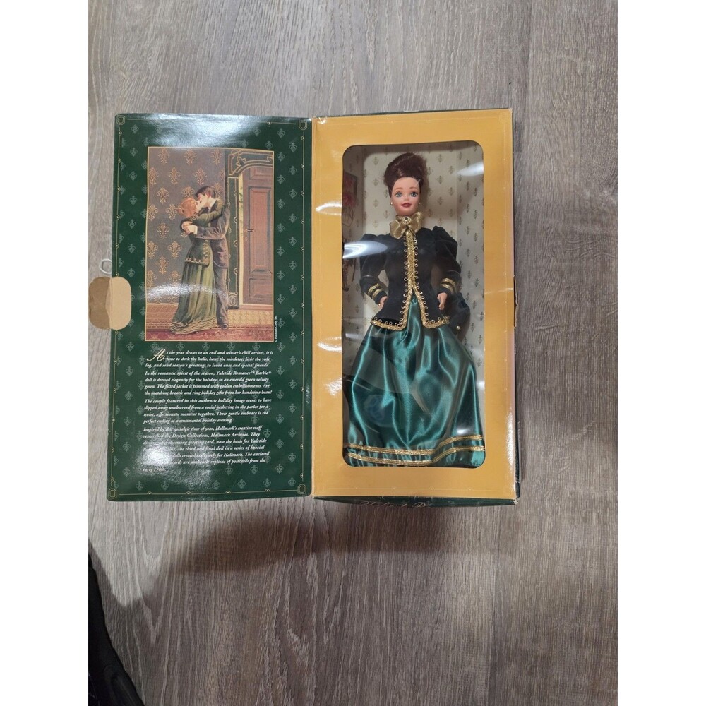 Barbie 1996 Yuletide Romance Green Hallmark Special Edition NEW 15621 Mattel